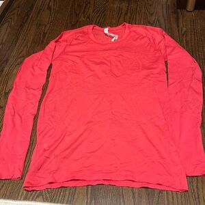 lululemon Dry Fit long sleeve top. Swiftly Tech